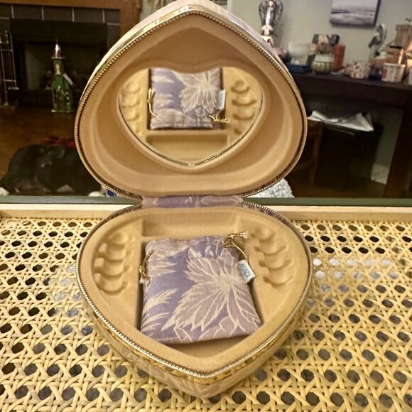VTG Mundi Jewelry Presentation Travel Box Lavender Cream Damask Heart Brocade - Picture 5 of 14
